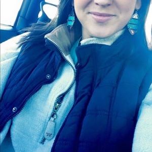 American Eagle Puffer vest